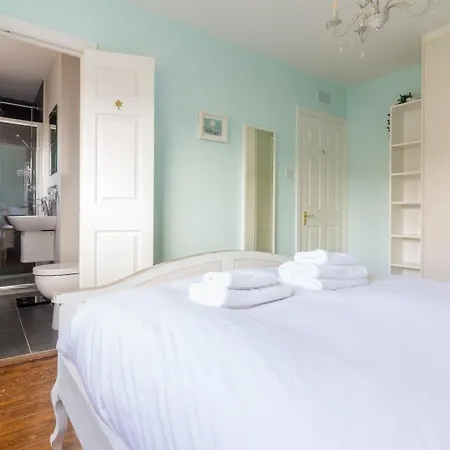 Penzion Guestready - Cozy Nest In 4*